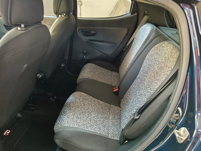 Lancia Ypsilon 1.0 FireFly 5 porte S&S Hybrid Ecochic Silver (9)