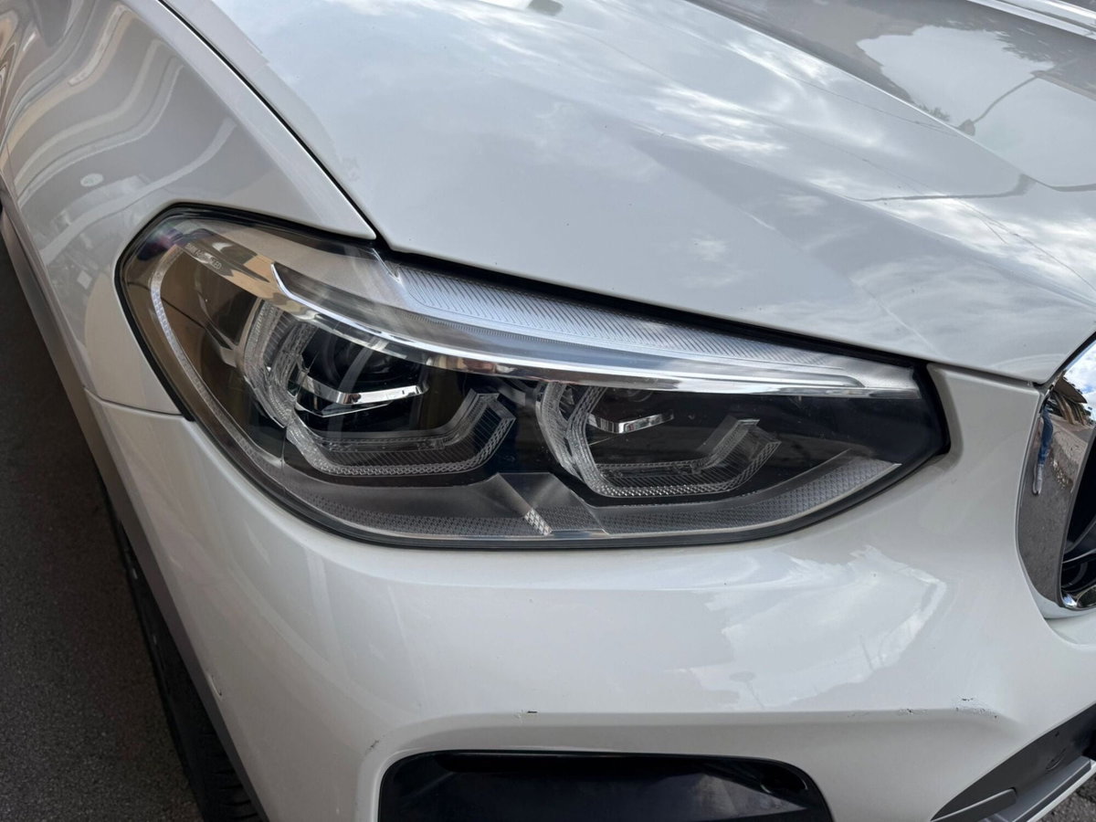 BMW X4 xDrive25d Msport-X (10)