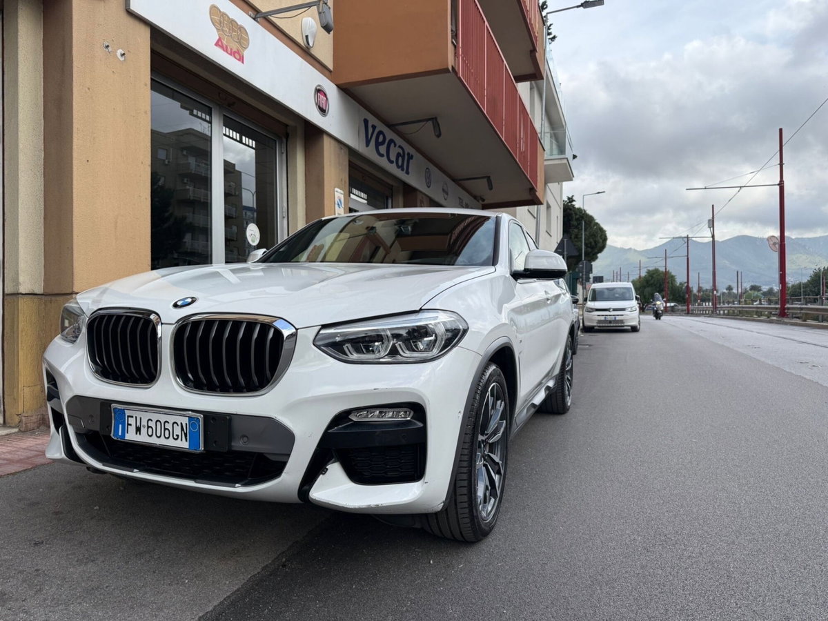 BMW X4 xDrive25d Msport-X (2)