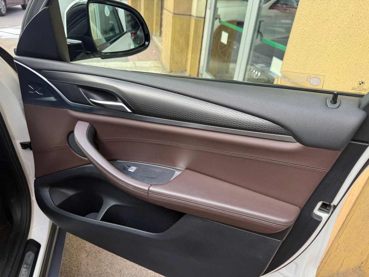 BMW X4 xDrive25d Msport-X (13)