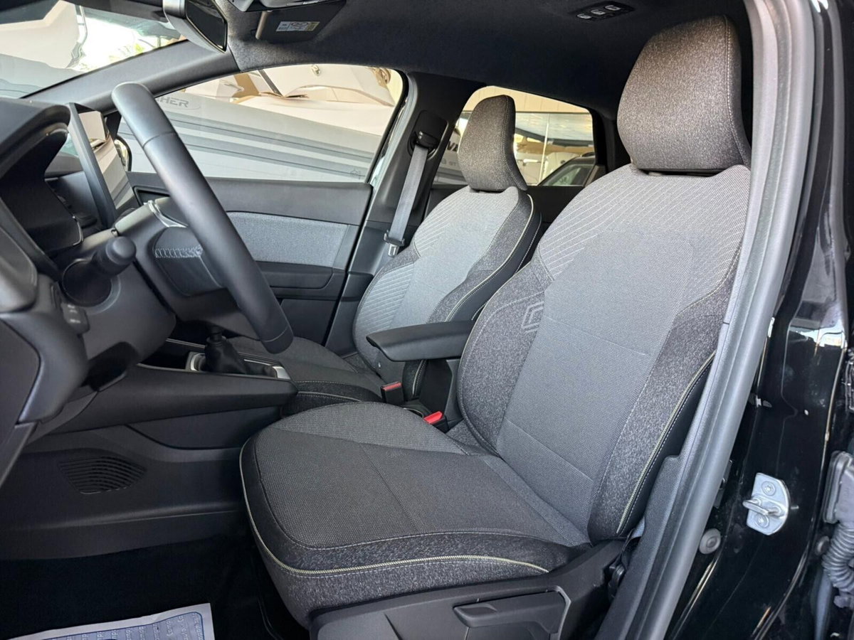 Renault Captur TCe 90 CV Techno (11)