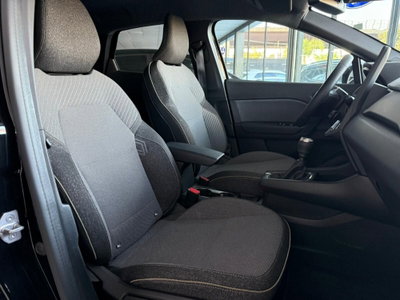Renault Captur TCe 90 CV Techno (9)