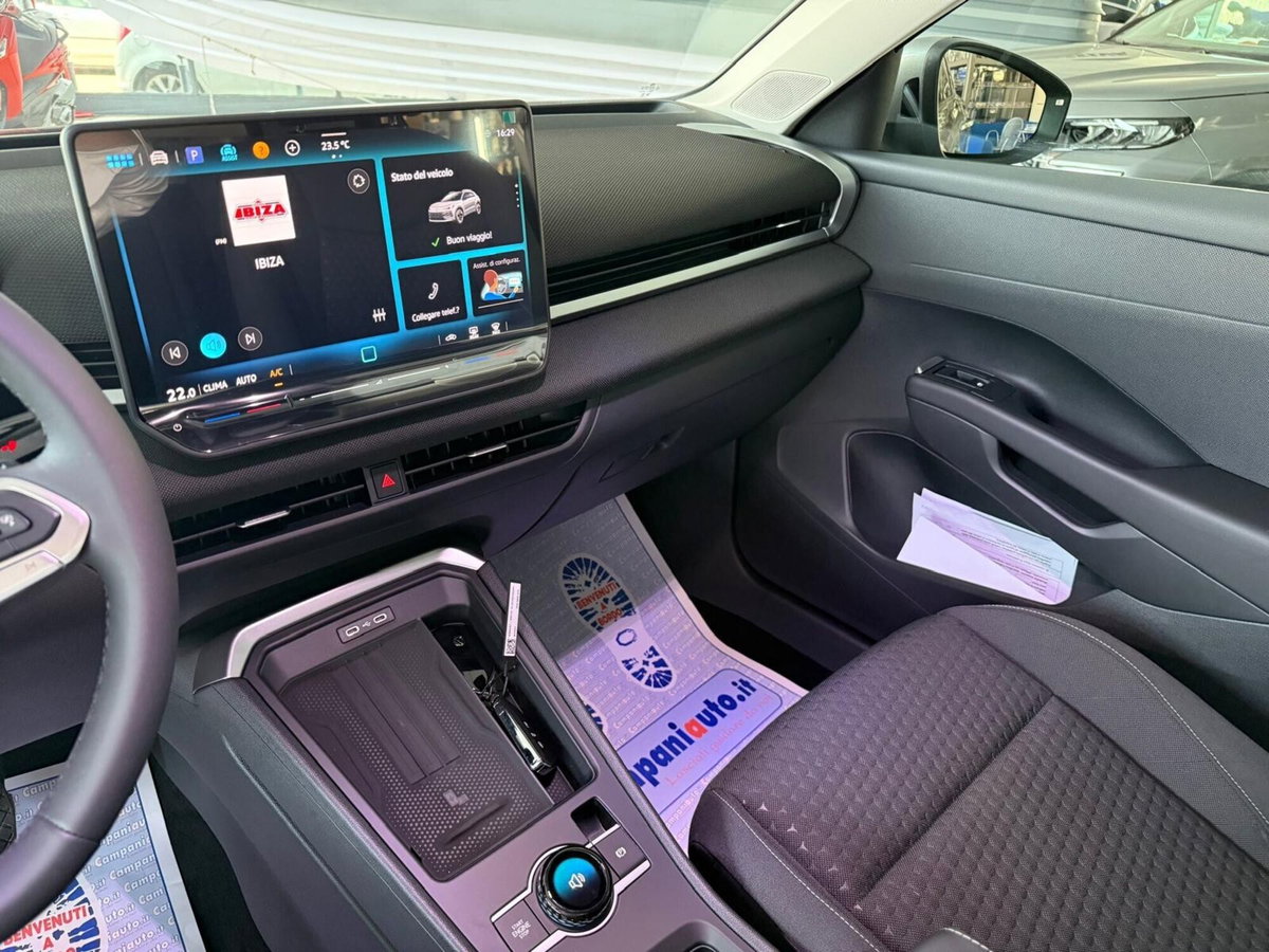 Volkswagen T-Roc 1.5 etsi Life 115cv dsg (8)