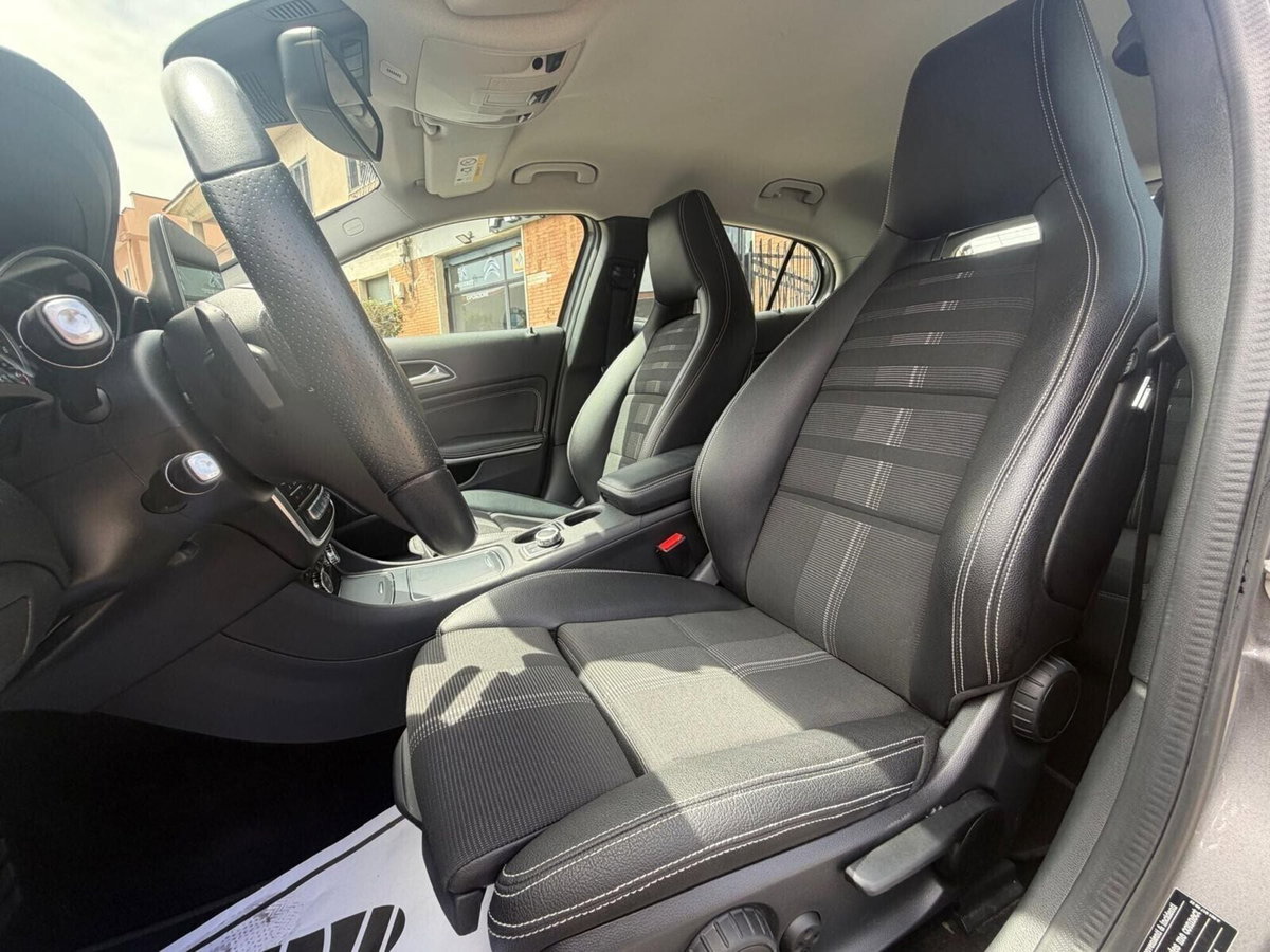 Mercedes-Benz GLA SUV 200 d Automatic Sport (11)