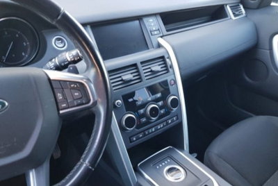 Land Rover Discovery Sport 2.0 TD4 150 CV SE (9)