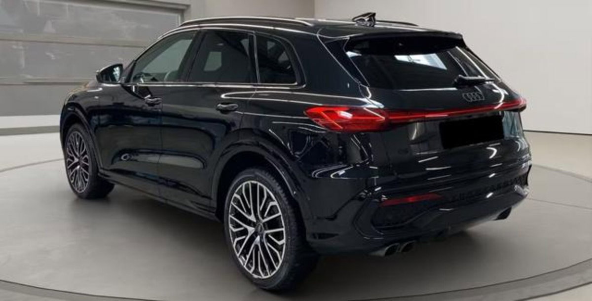 Audi Q5 2.0 tdi mhev+ S line edition quattro 204cv s-tronic (3)
