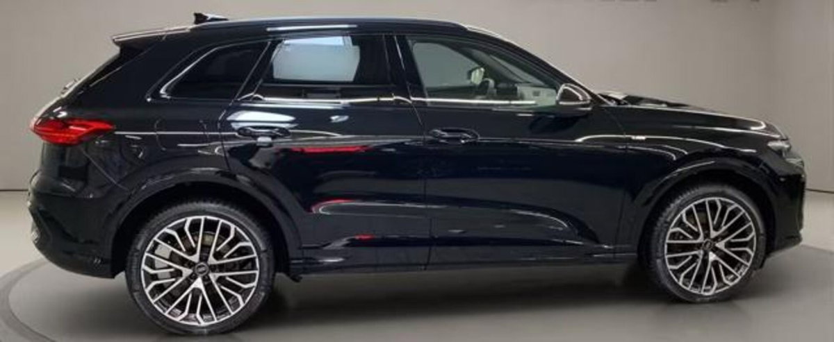 Audi Q5 2.0 tdi mhev+ S line edition quattro 204cv s-tronic (5)