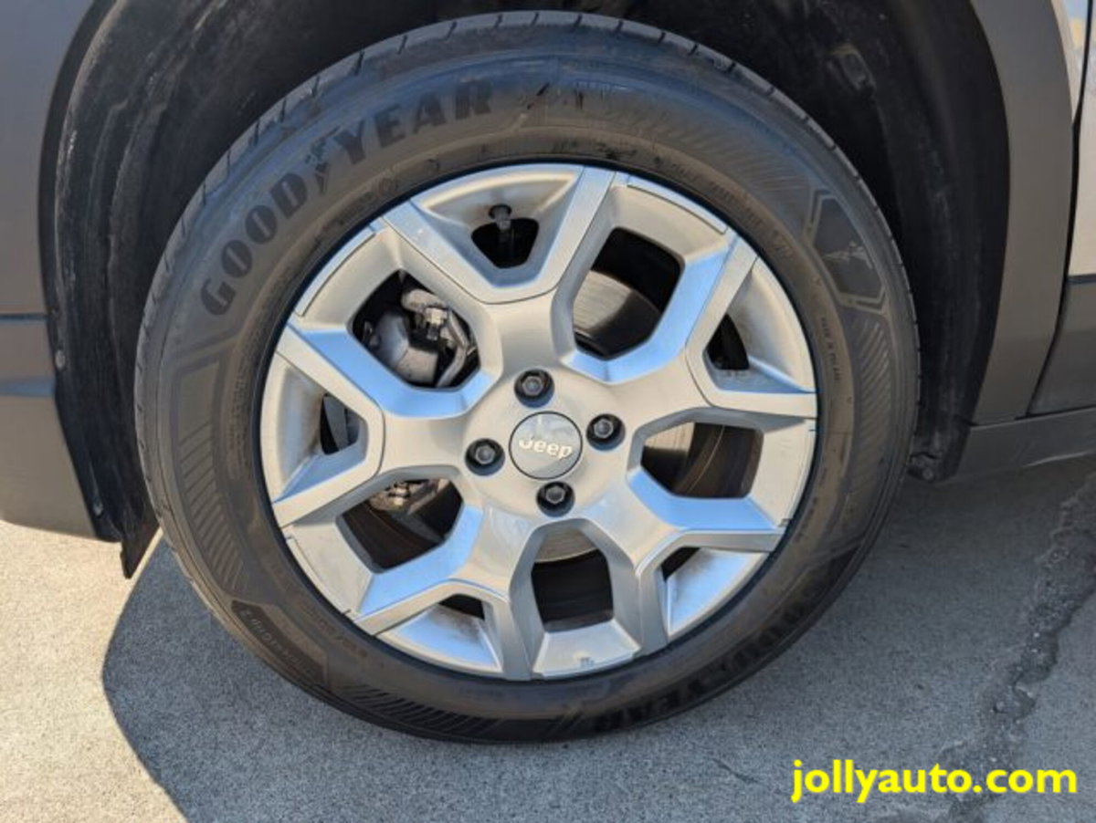 Jeep Avenger 1.2 turbo Altitude fwd 100cv (8)