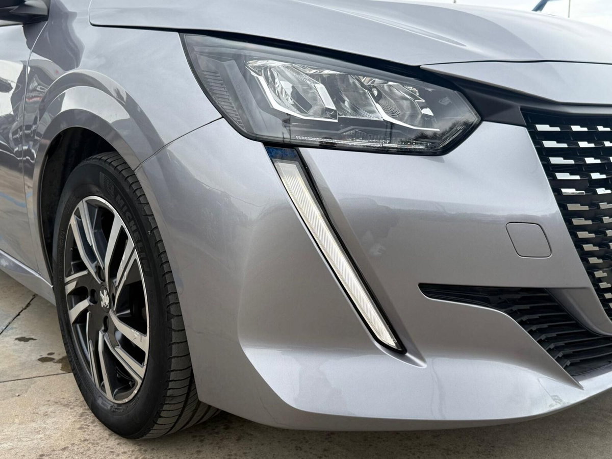 Peugeot 208 BlueHDi 100 Stop&Start 5 porte Allure (9)