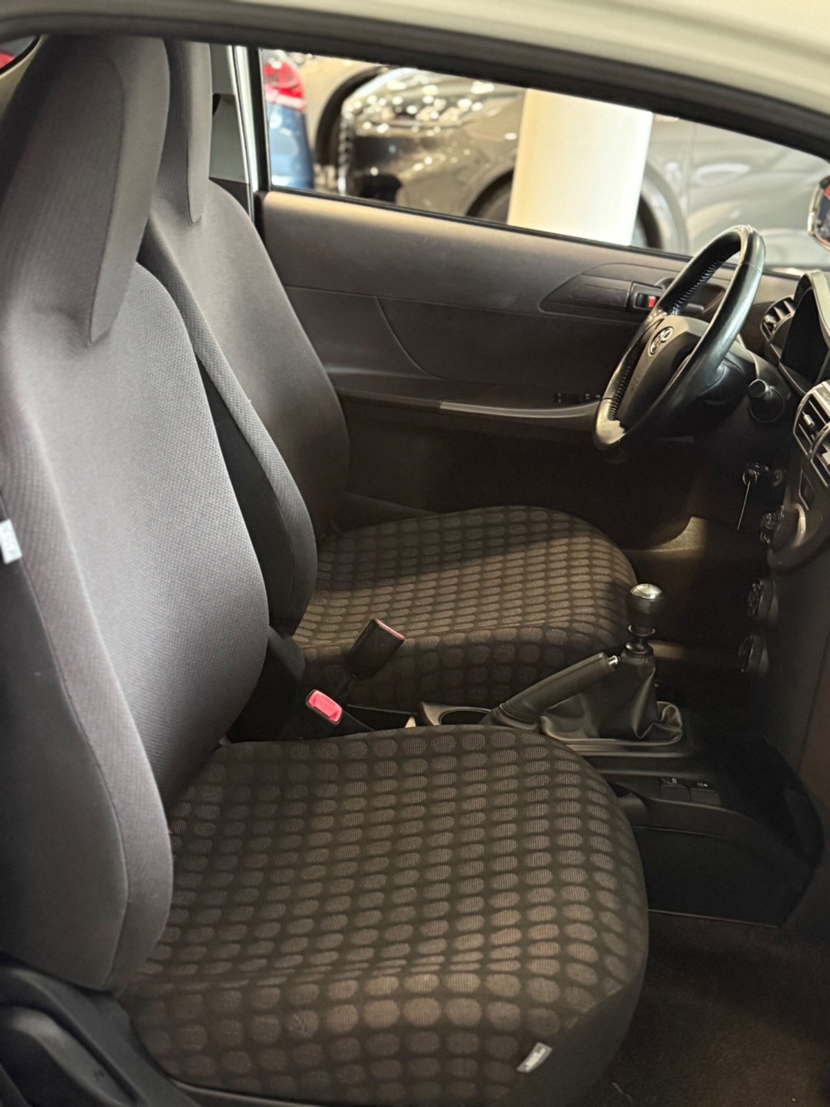 Toyota iQ 1.0 (11)