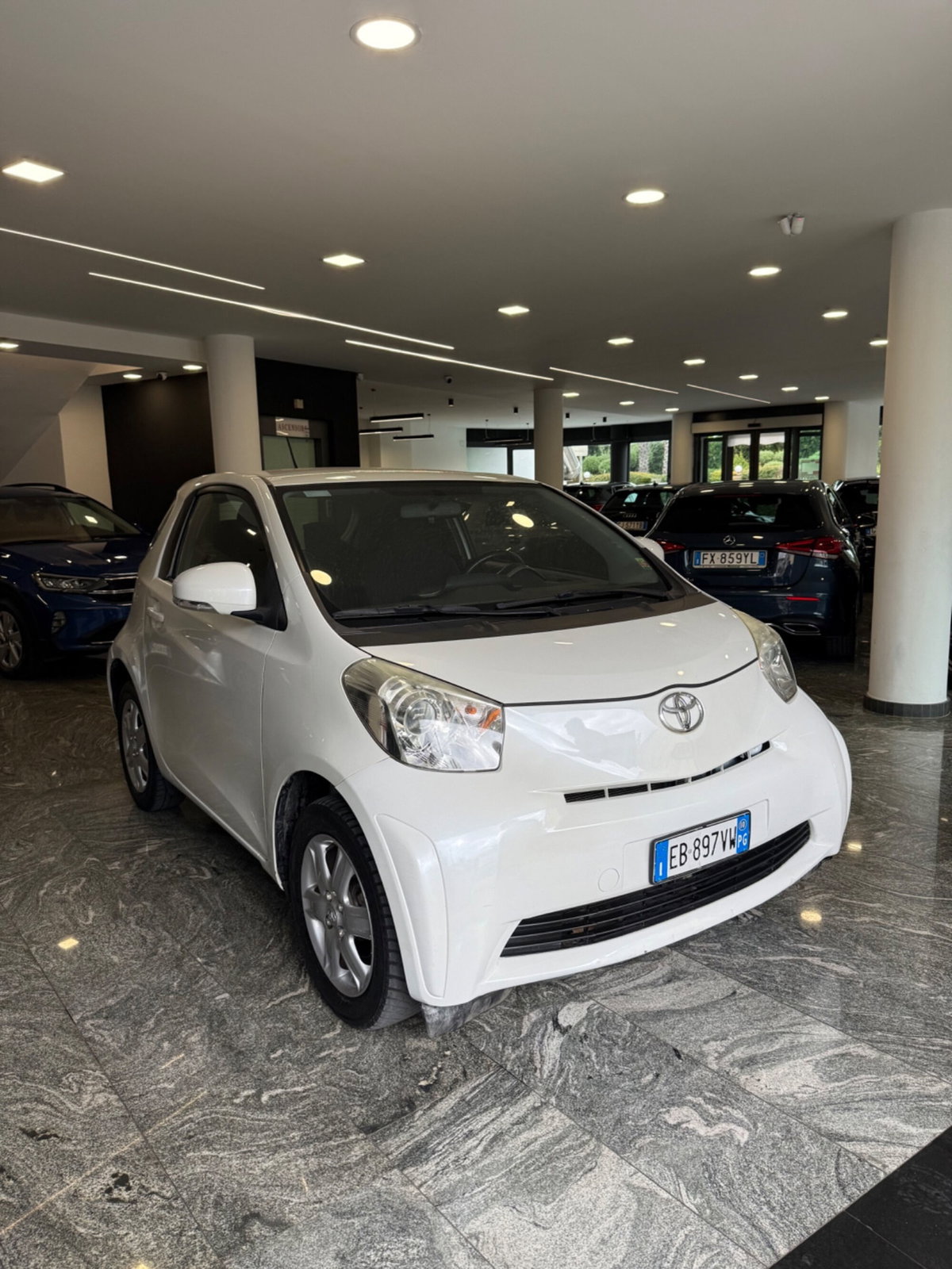 Toyota iQ 1.0 (3)