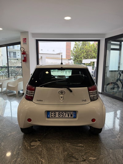 Toyota iQ 1.0 (5)