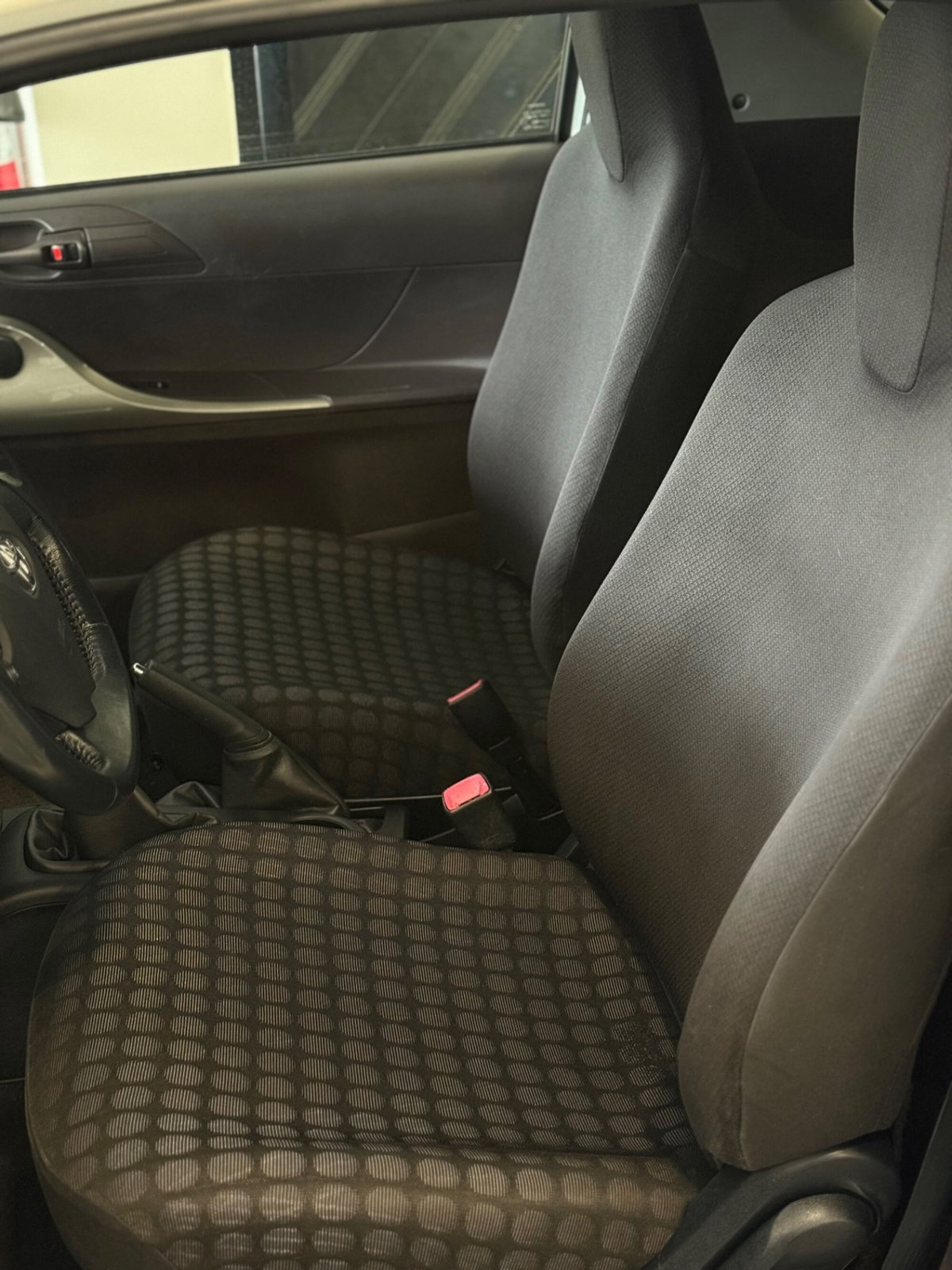 Toyota iQ 1.0 (8)