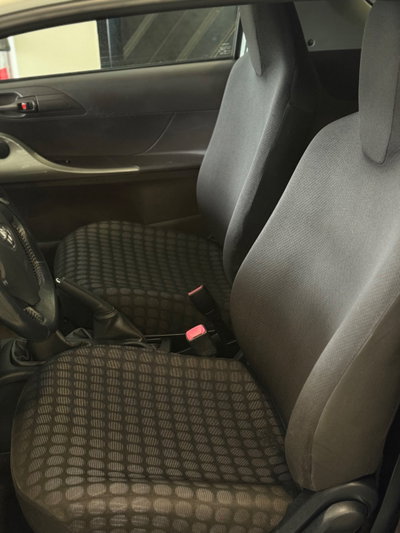 Toyota iQ 1.0 (8)