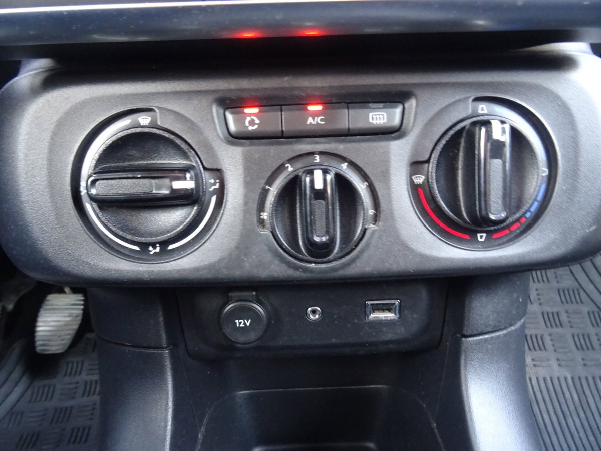 Citroen C3 PureTech 82 Feel (18)