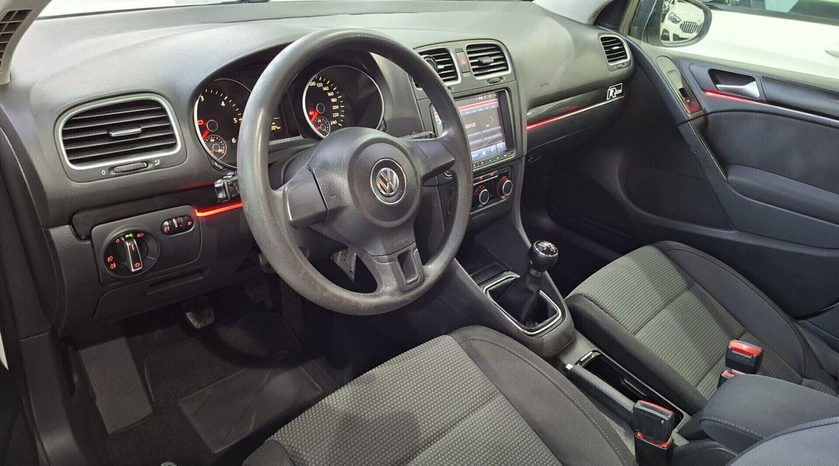 Volkswagen Golf 1.6 TDI 3p. Highline BlueMotion Technology (12)