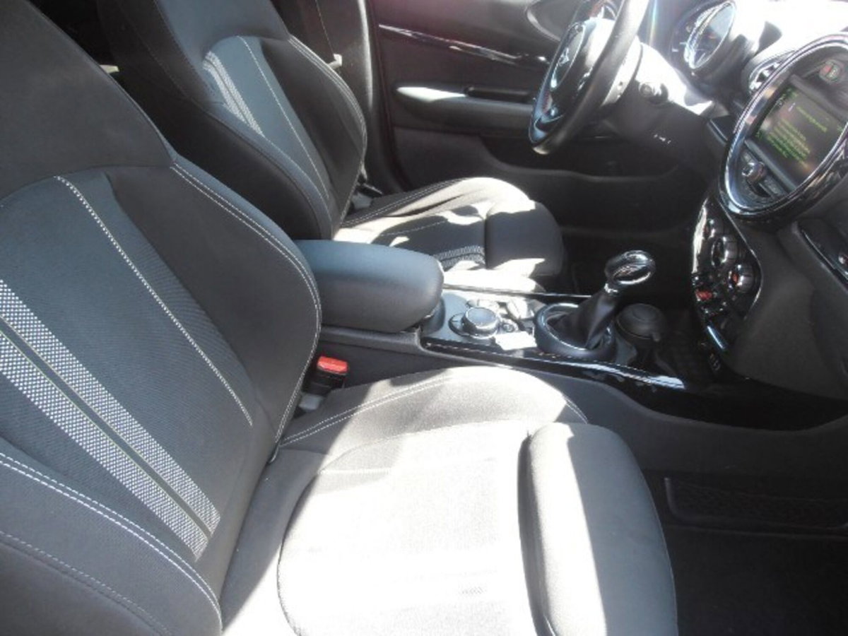 MINI Mini Clubman 2.0 Cooper D Business Clubman Automatica (12)