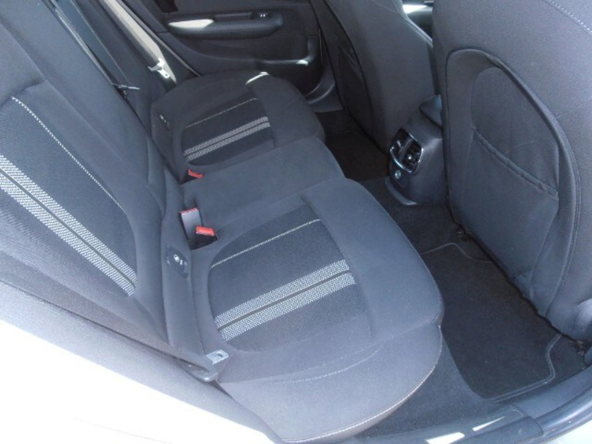 MINI Mini Clubman 2.0 Cooper D Business Clubman Automatica (13)