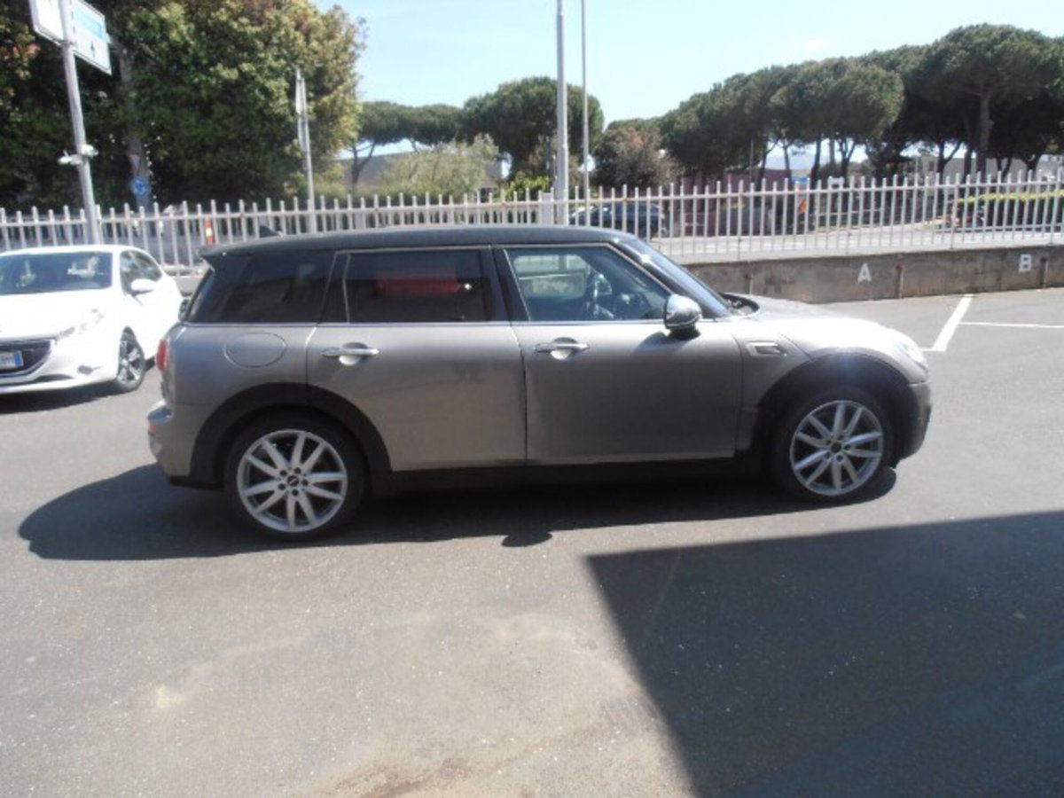 MINI Mini Clubman 2.0 Cooper D Business Clubman Automatica (2)