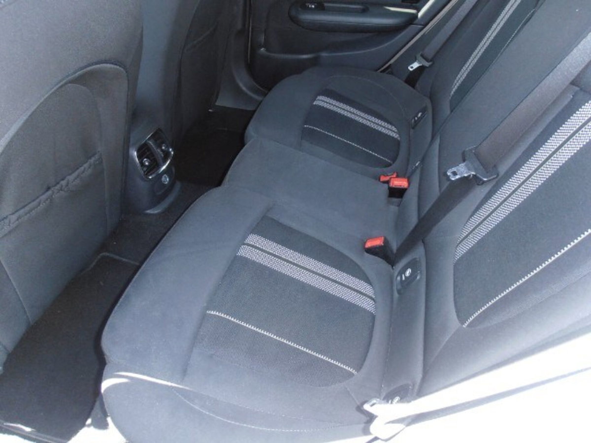 MINI Mini Clubman 2.0 Cooper D Business Clubman Automatica (7)