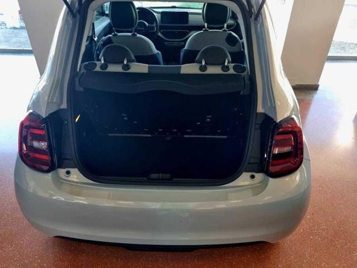Fiat 500 Cabrio e Cabrio 42 kWh Icon (7)