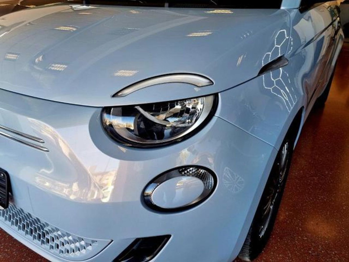 Fiat 500 Cabrio e Cabrio 42 kWh Icon (8)