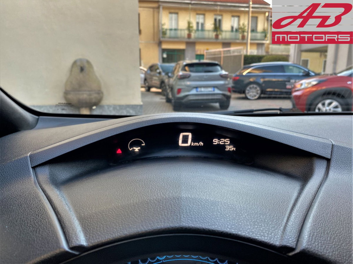 Nissan Leaf Visia (15)