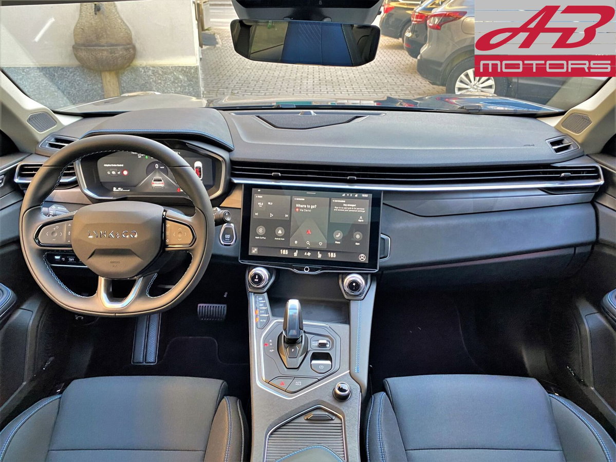 Lynk & Co 01 01 1.5 td phev (12)