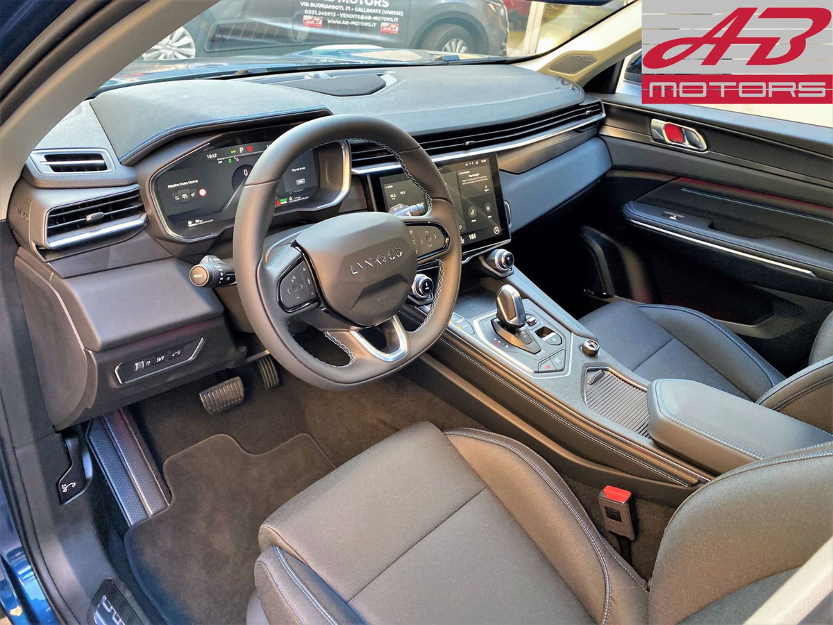 Lynk & Co 01 01 1.5 td phev (9)