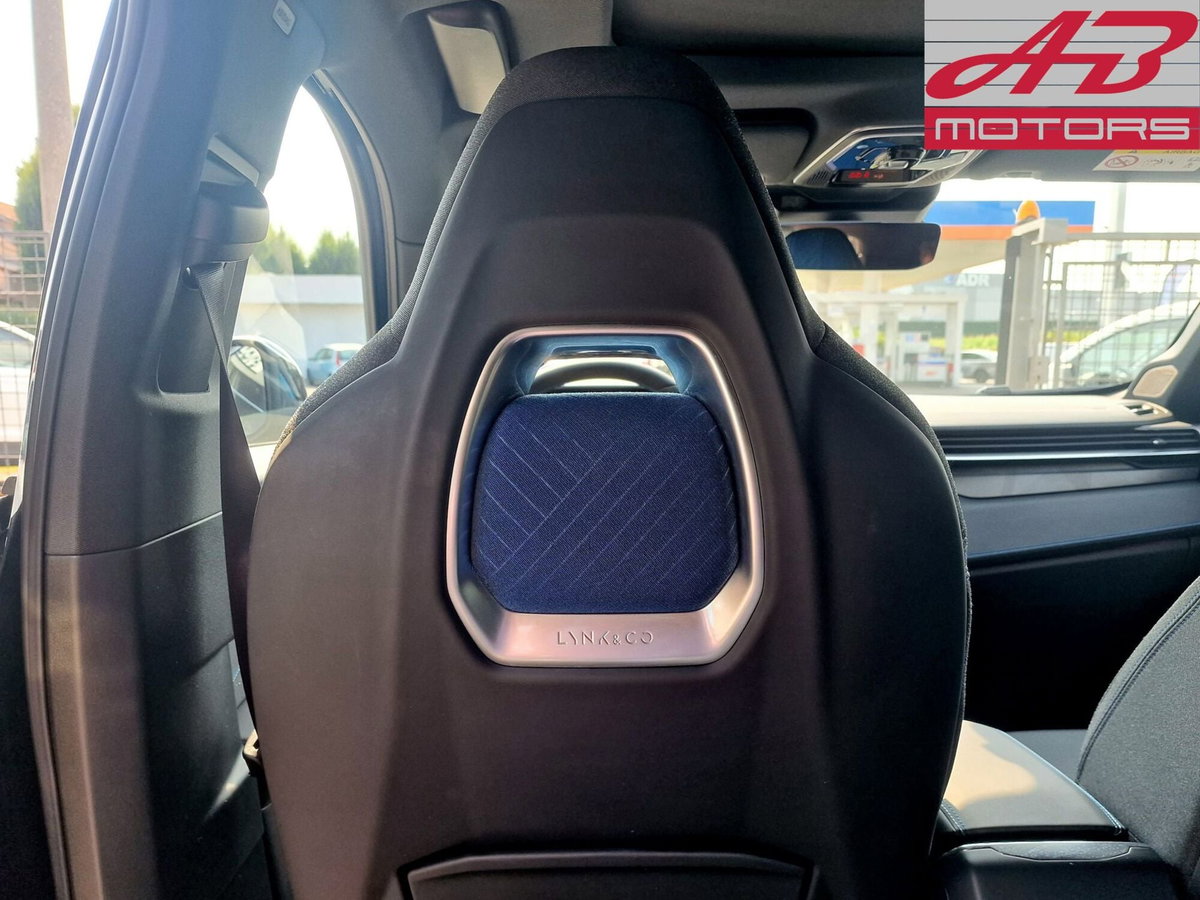 Lynk & Co 01 01 1.5 td phev (17)