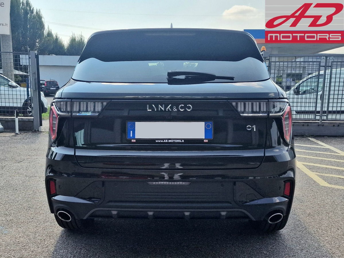 Lynk & Co 01 01 1.5 td phev (6)