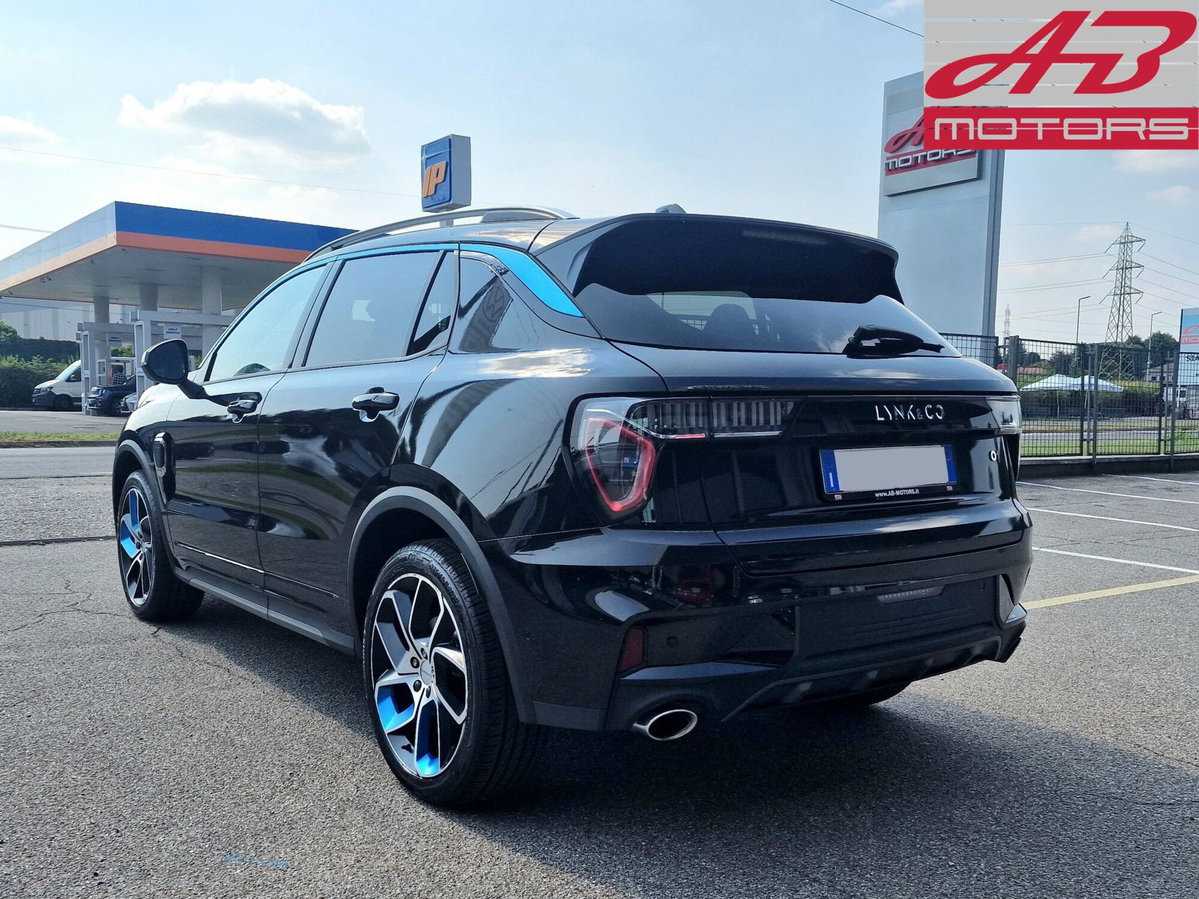 Lynk & Co 01 01 1.5 td phev (7)
