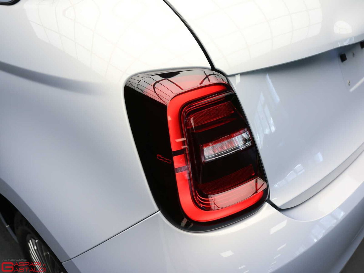 Fiat 500 1.0 hybrid Torino (11)