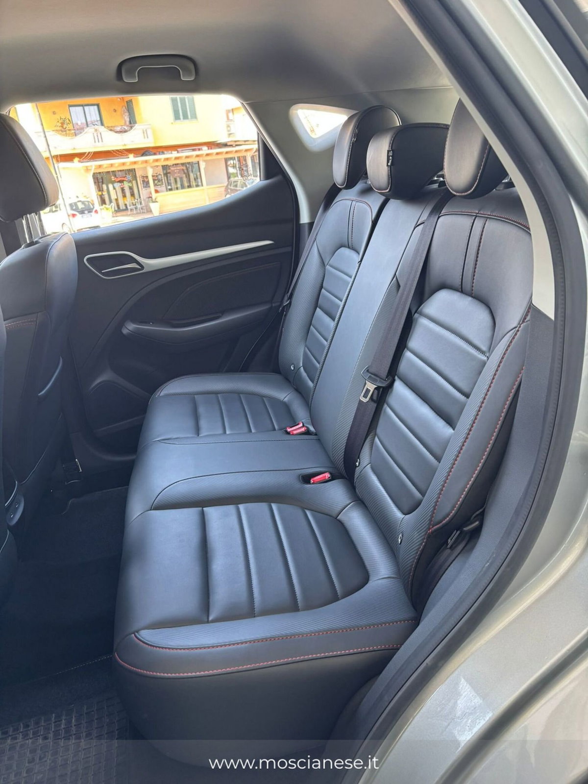 Mg ZS ZS 1.5 Luxury (12)