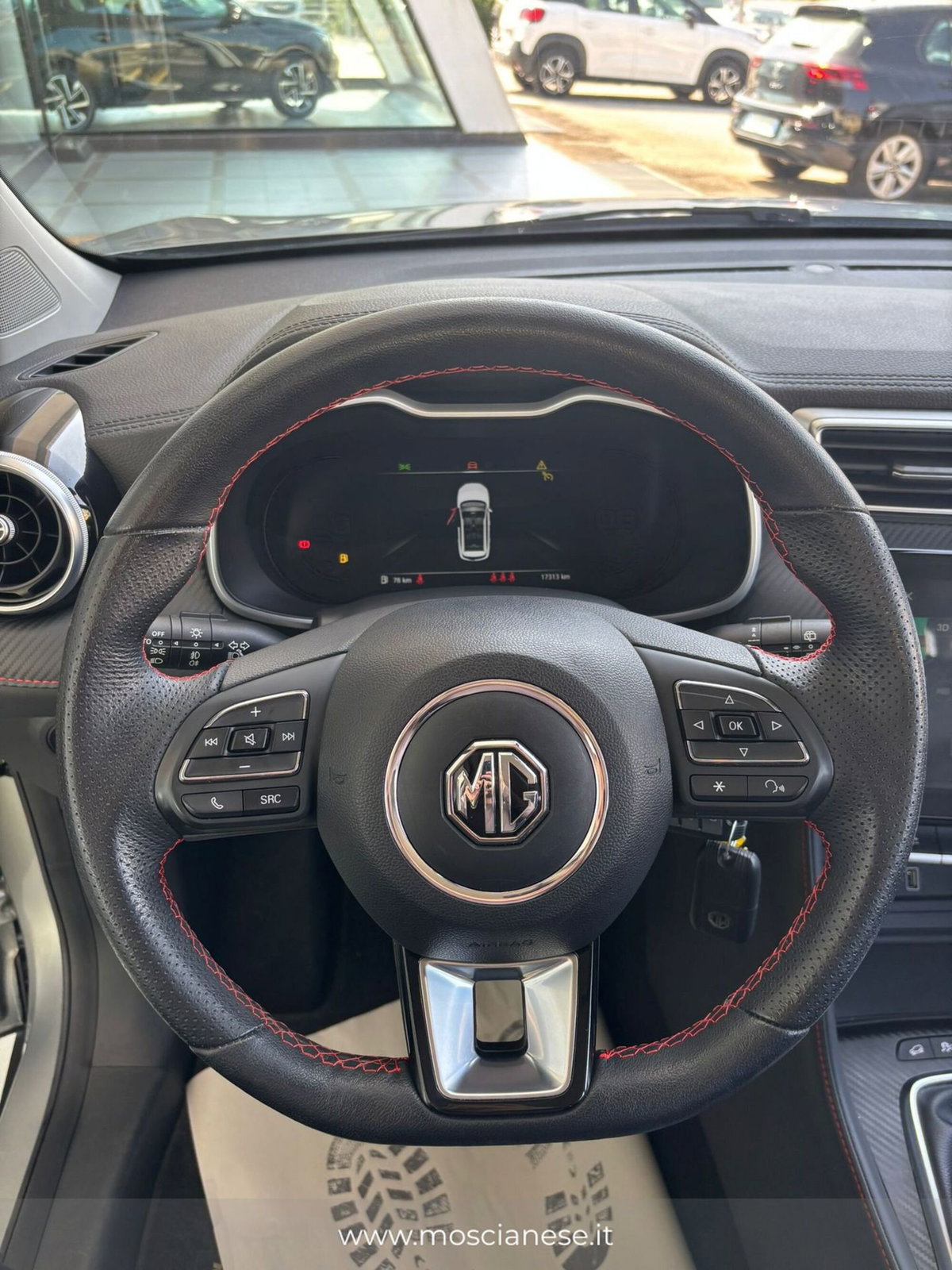 Mg ZS ZS 1.5 Luxury (15)