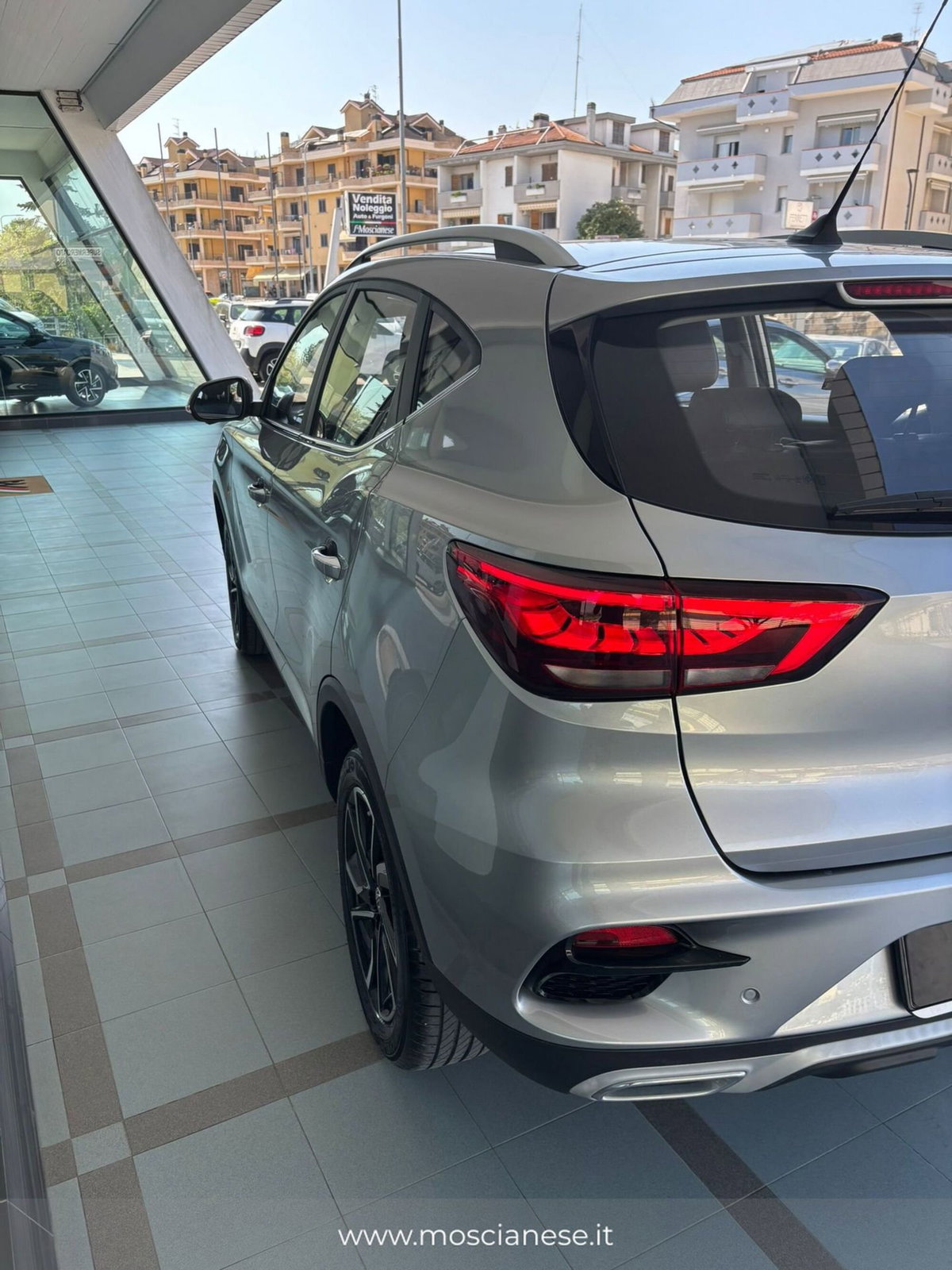 Mg ZS ZS 1.5 Luxury (6)