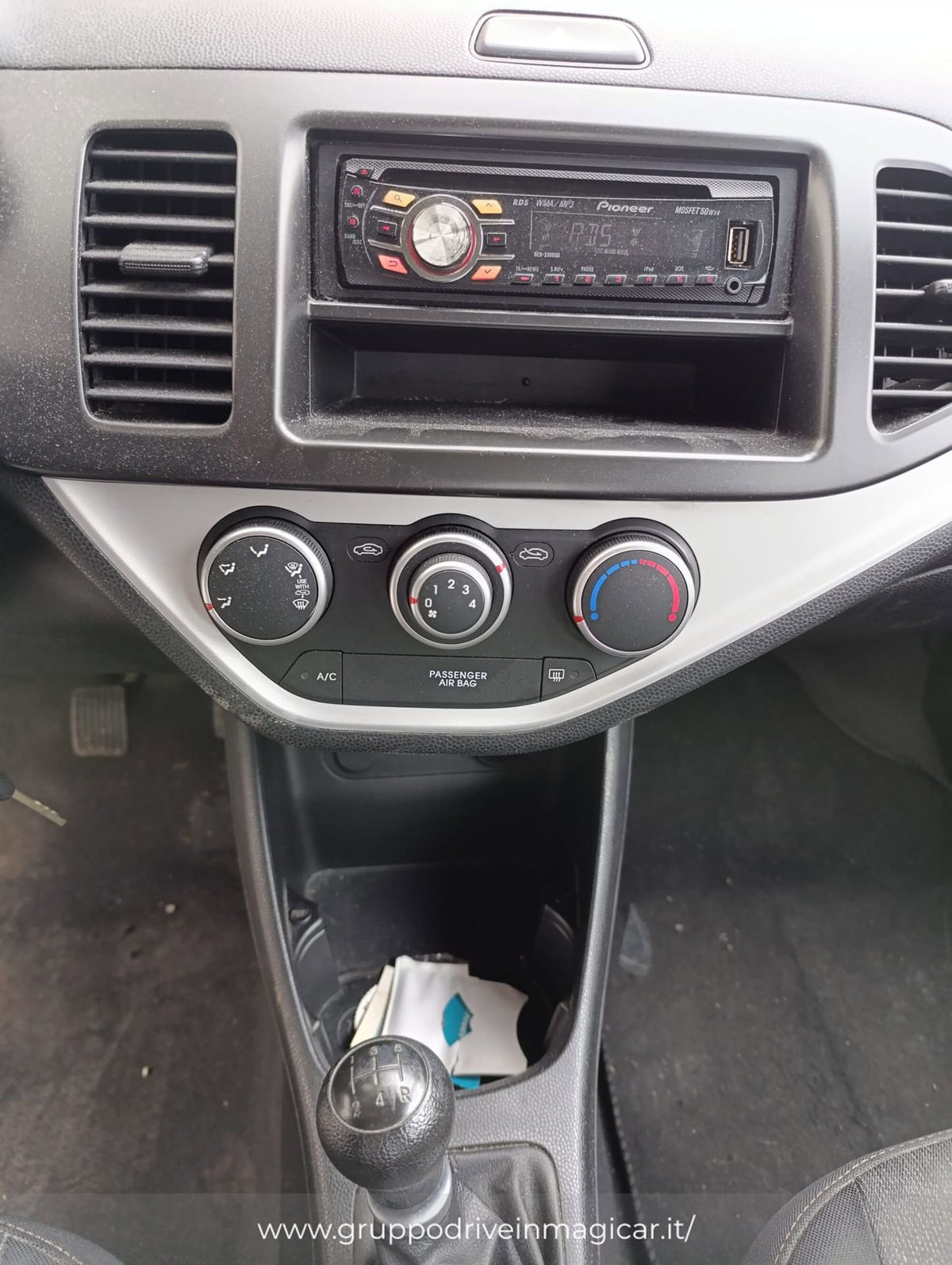 Kia Picanto 1.0 12V 5 porte City (6)