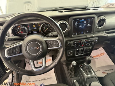 Jeep Wrangler Unlimited 2.2 Mjt II Rubicon (17)