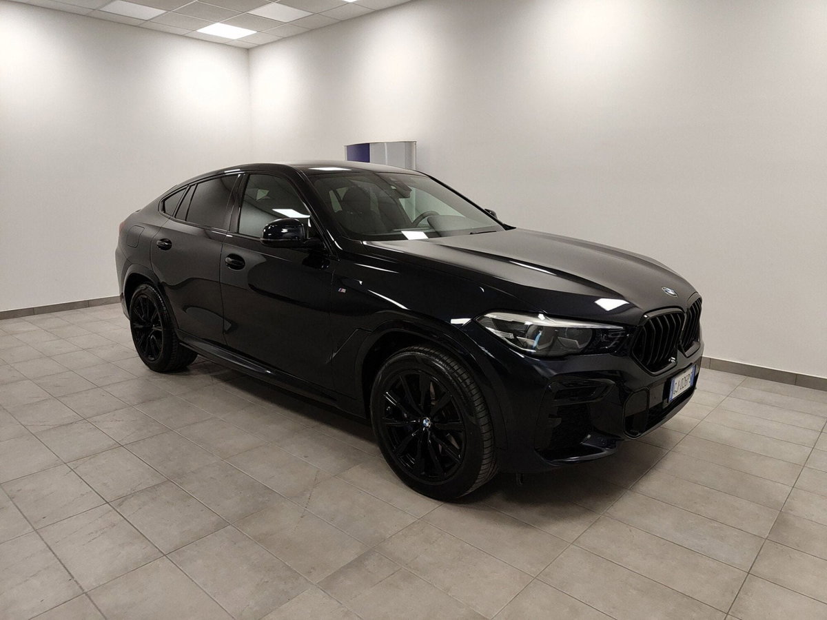 BMW X6 xDrive30d 48V Msport (2)