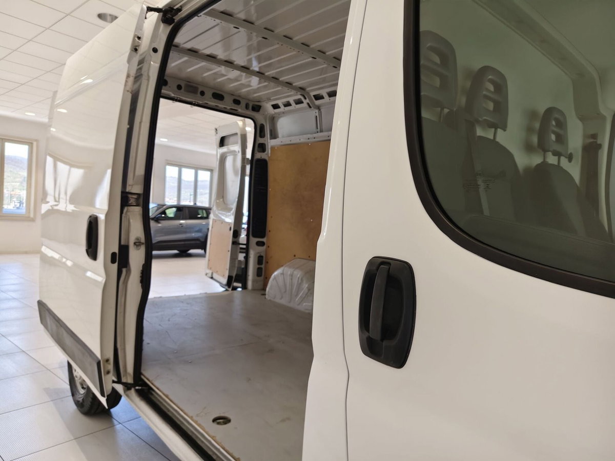 Fiat Ducato Furgone maxi 35 LH2 2.3 mjt 140cv AT9 E6d-temp (3)