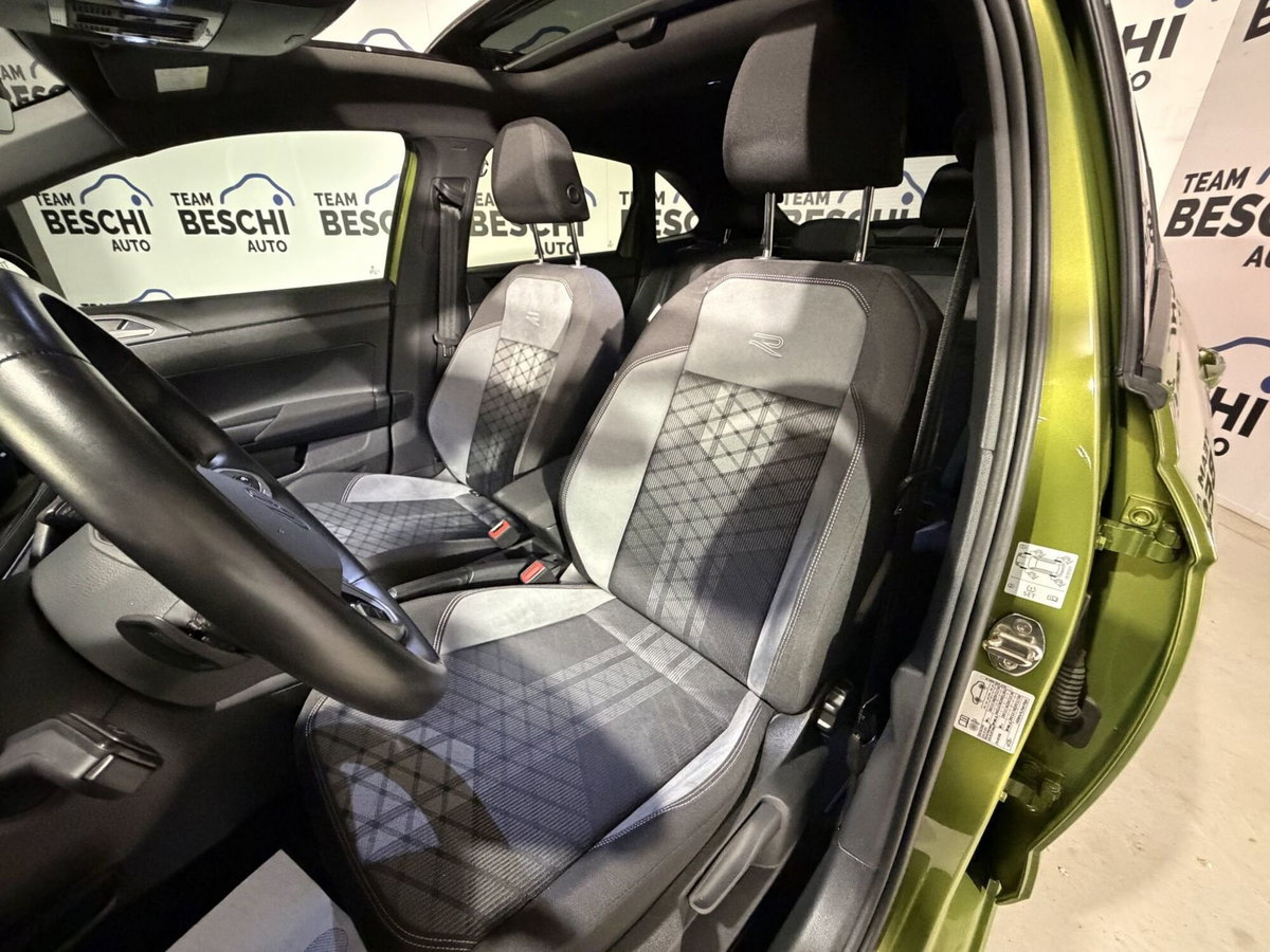 Volkswagen Taigo 1.0 tsi R-Line 115cv dsg (7)