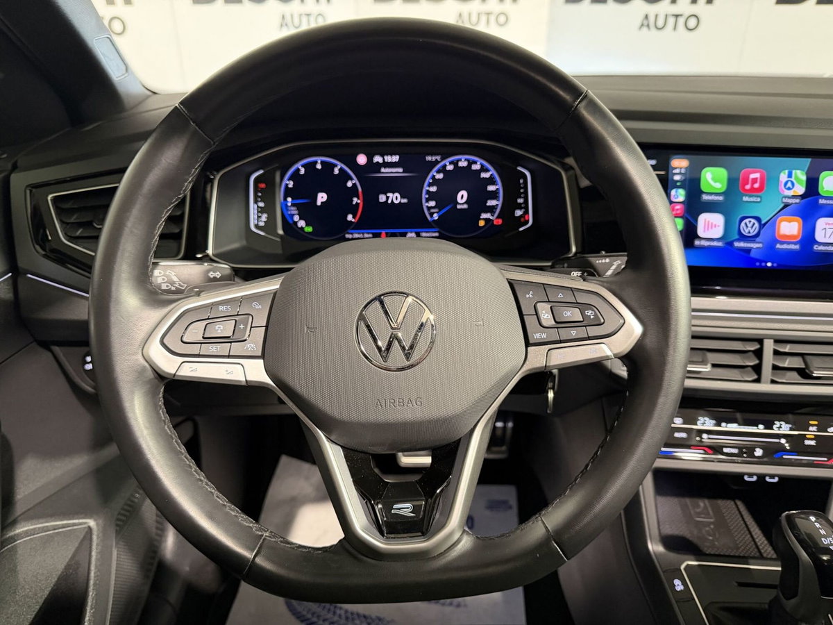 Volkswagen Taigo 1.0 tsi R-Line 115cv dsg (9)