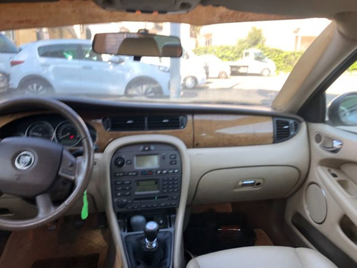 Jaguar X-Type 2.0D cat Executive (8)