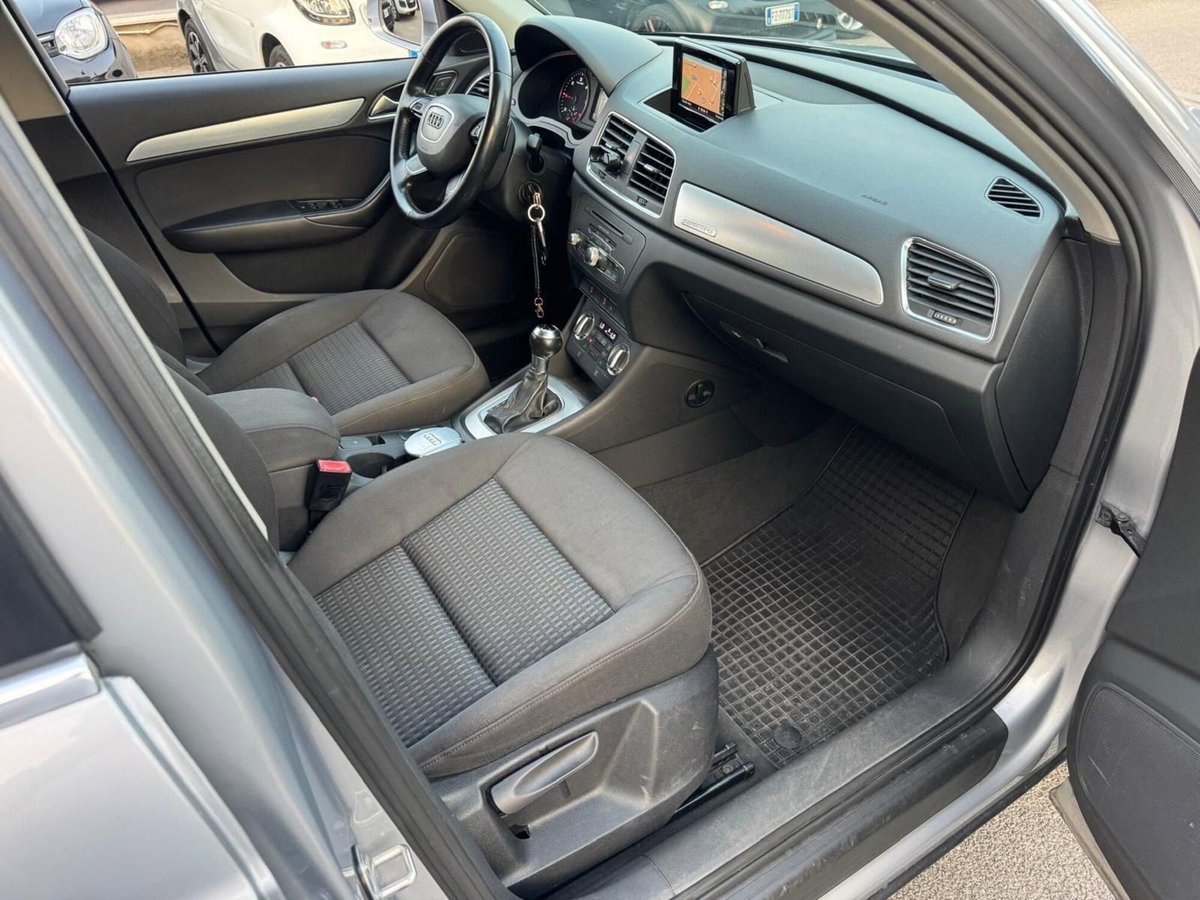Audi Q3 2.0 TDI quattro Business (8)