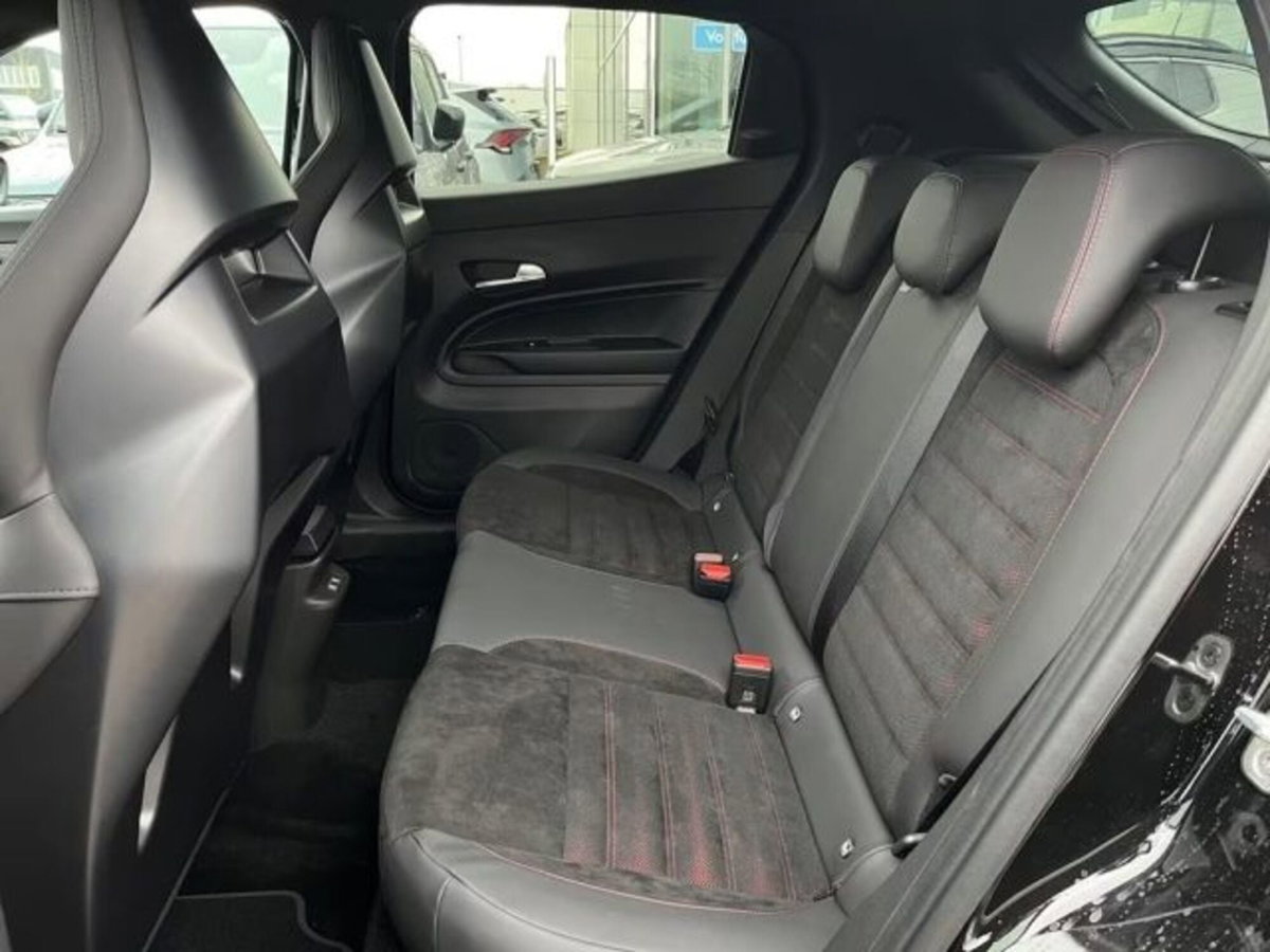 Alfa Romeo Junior elettrica 280 Veloce 280cv (13)