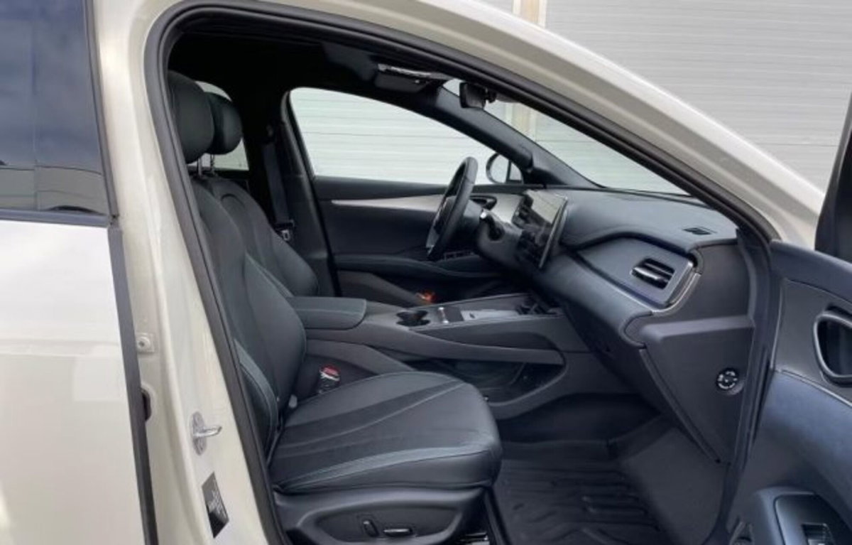 Byd Seal 6 DM-i Station Wagon 1.5 phev Comfort Lite (11)