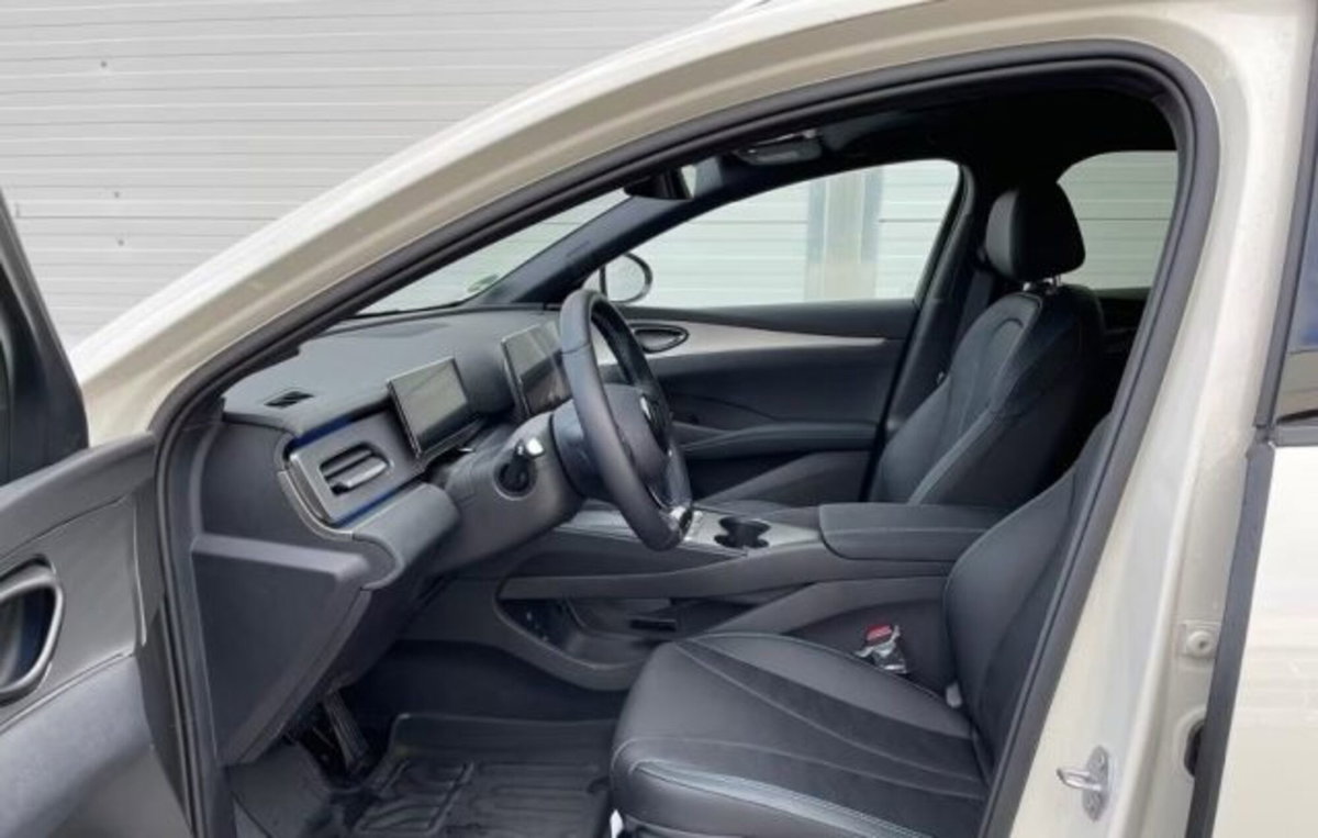Byd Seal 6 DM-i Station Wagon 1.5 phev Comfort Lite (7)
