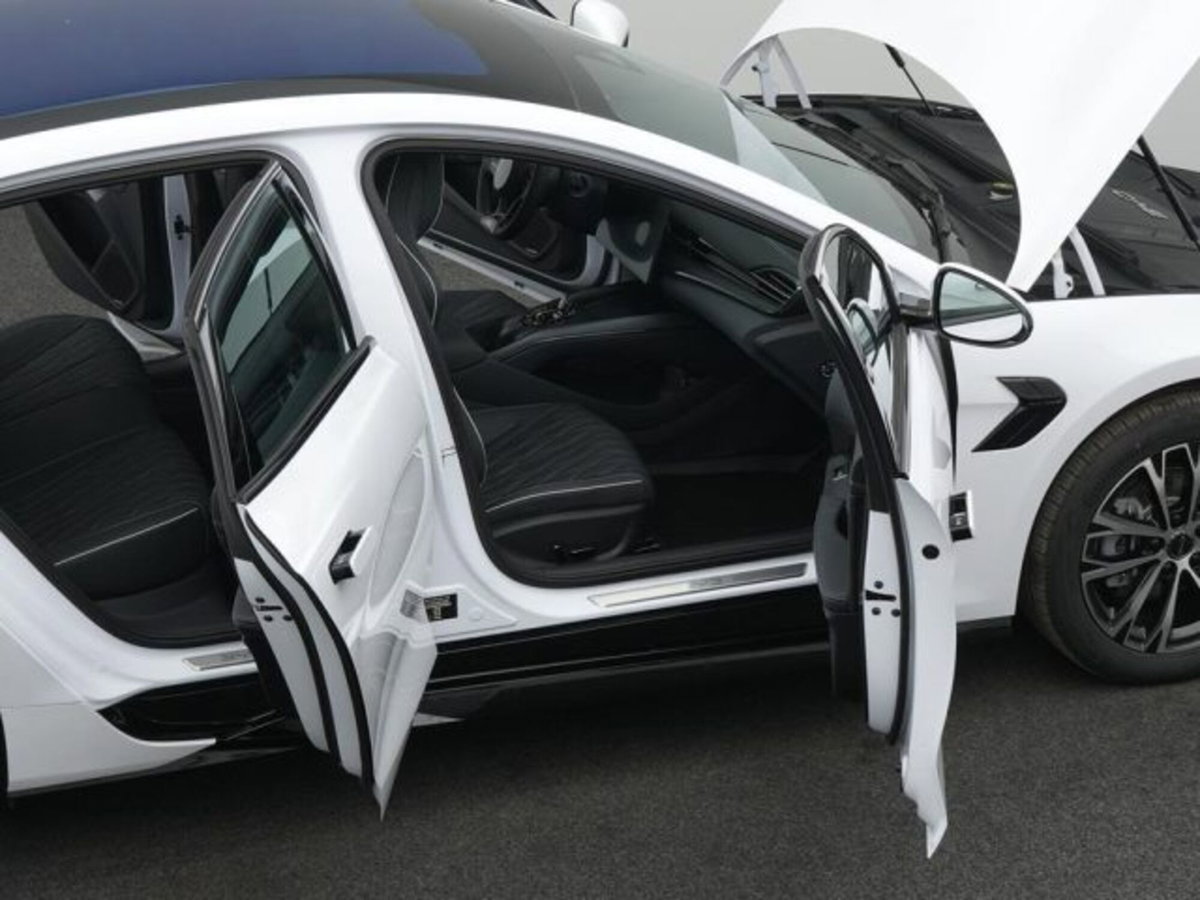 Byd Seal U 71,8 kWh Comfort (10)