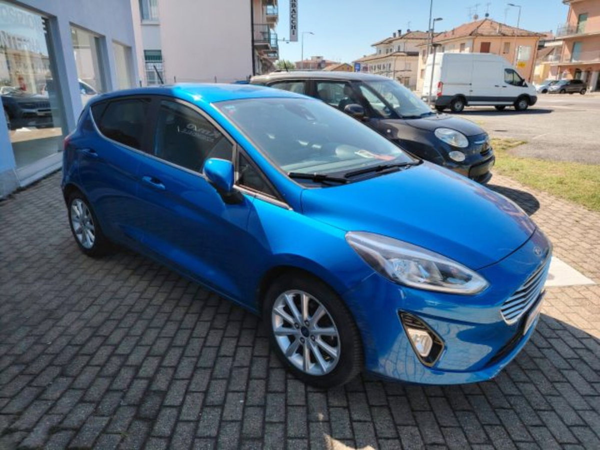 Ford Fiesta 1.1 75 CV GPL 5 porte Titanium (3)