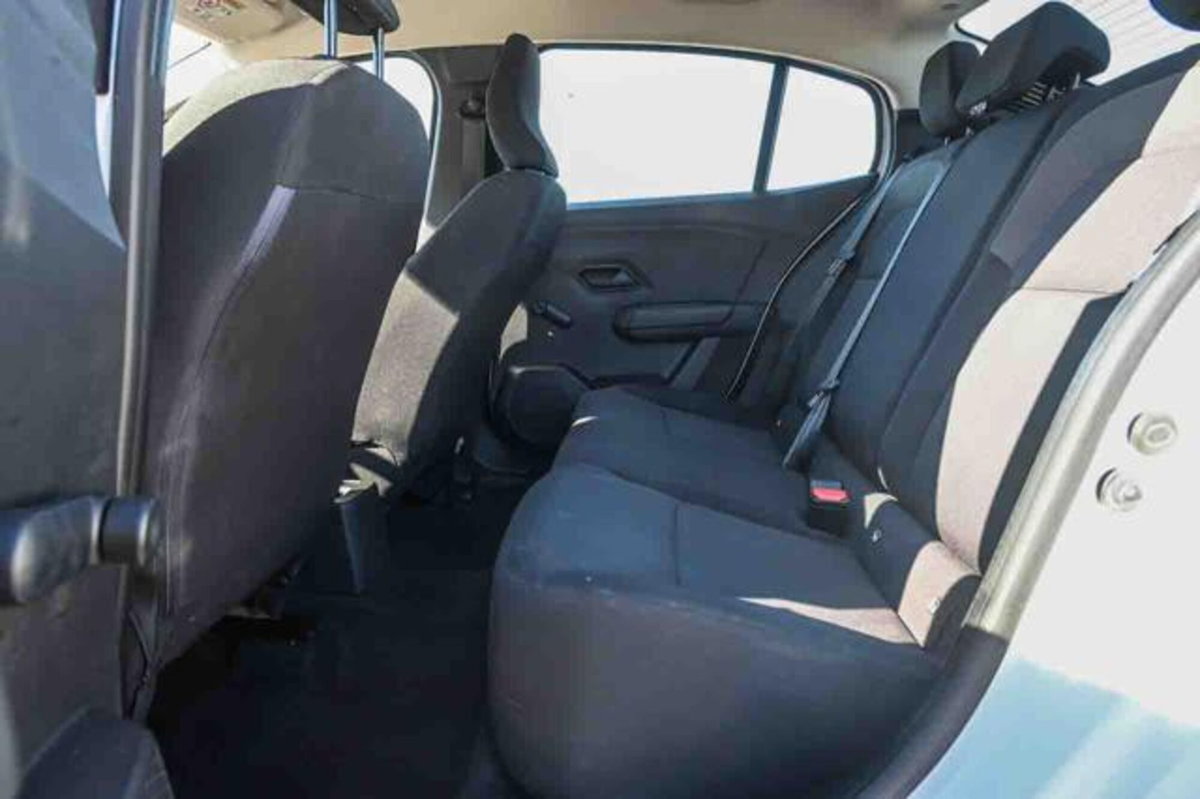 Dacia Logan MCV 1.0 TCe 12V 100CV ECO-G Comfort (15)